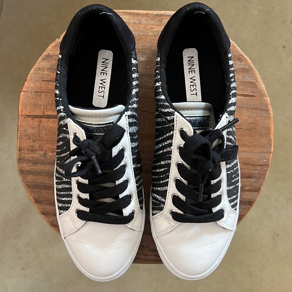 Nine West - Sparkly Zebra Striped Shoes - Size 9M